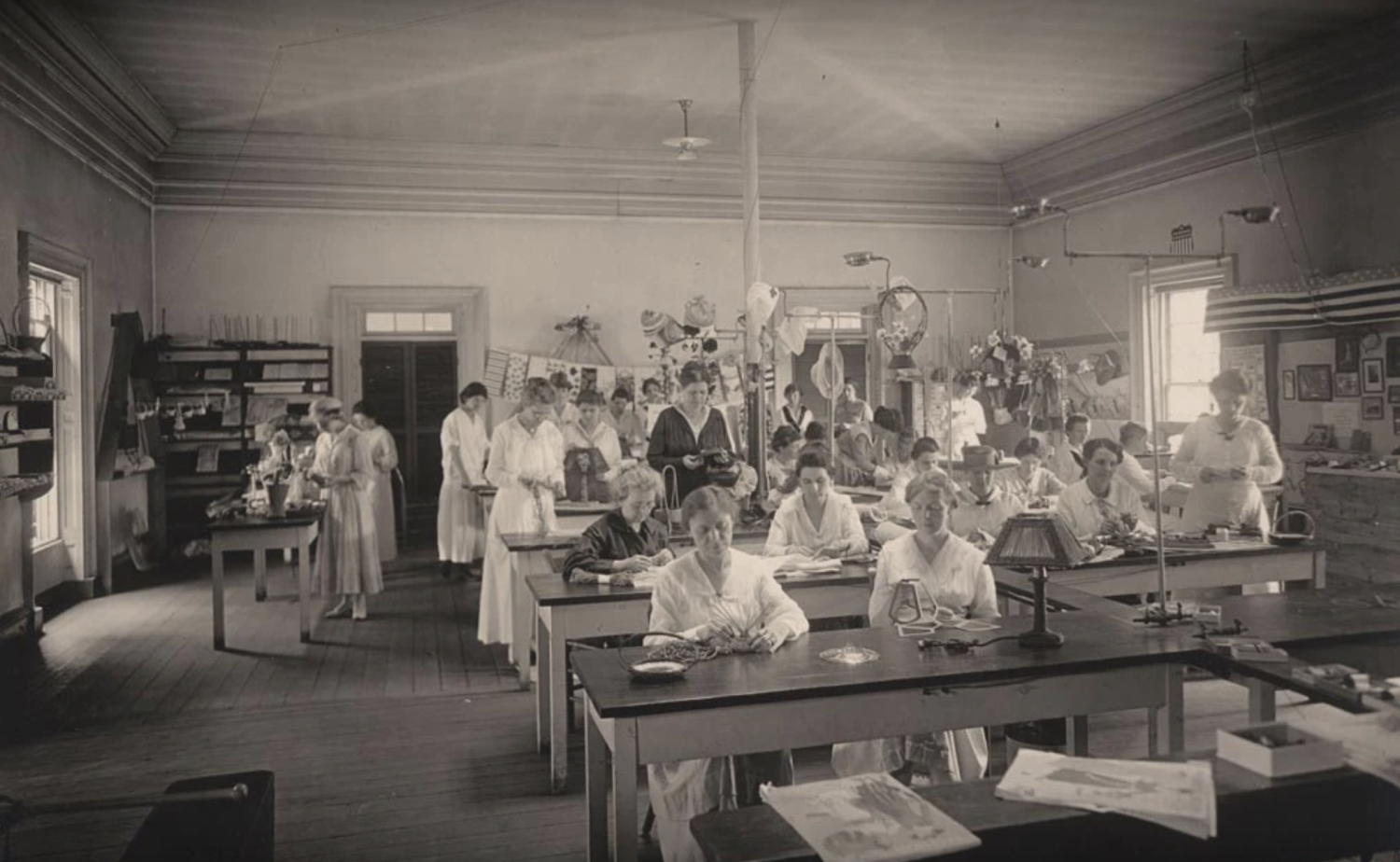 A Summer Session class in the early 1900s