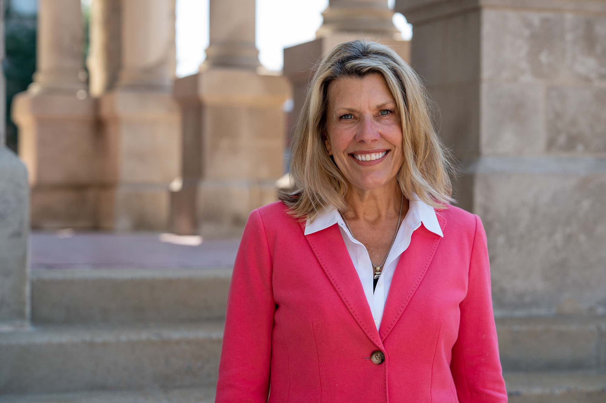 Melissa Lubin smiling on UVA Grounds