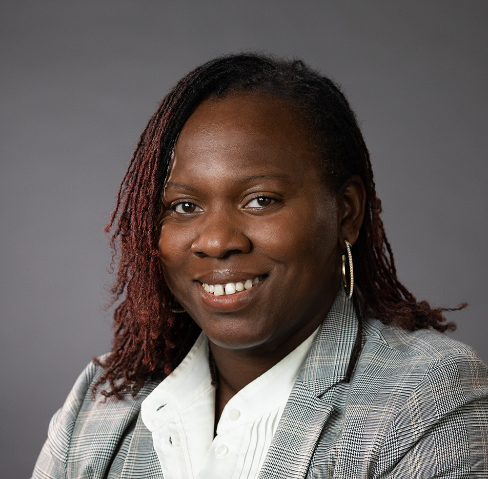 Carla Hallman headshot