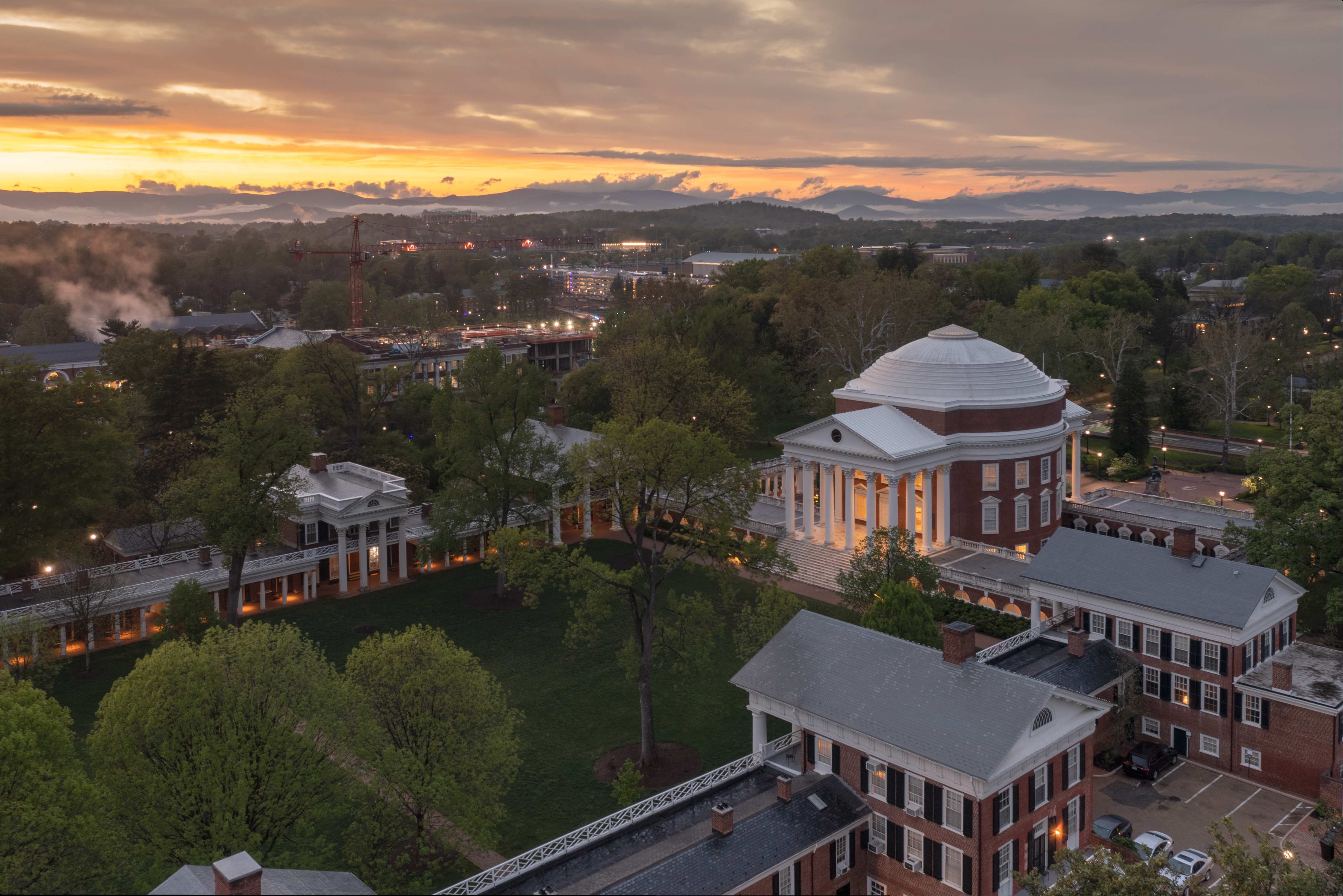 Rotunda Lawn - Summer Aerial shot