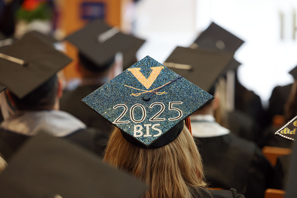 Yang graduation hat