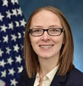 Heidi Fieselmann Headshot