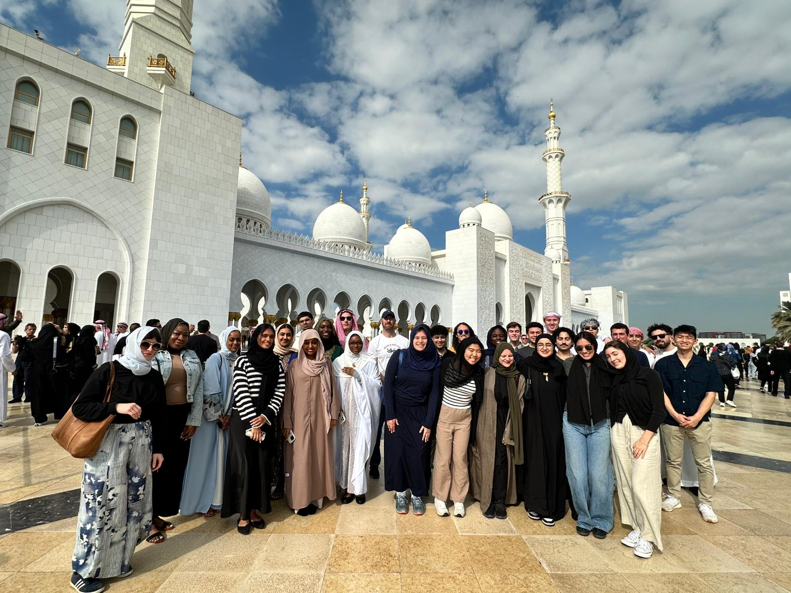 SCPS student and classmates visiting Mosque in Dubai
