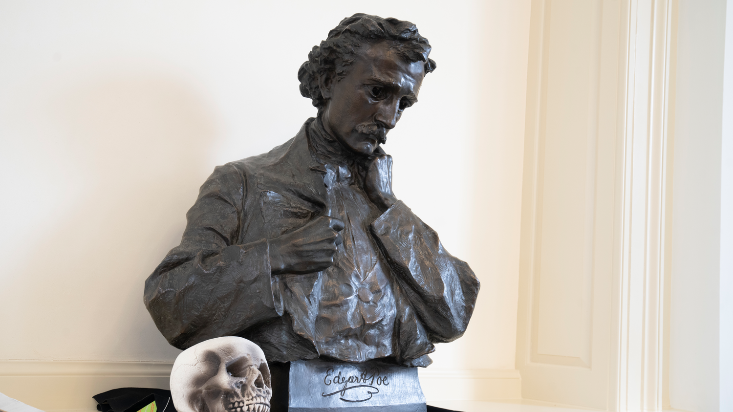 A bust of Edgar Allan Poe