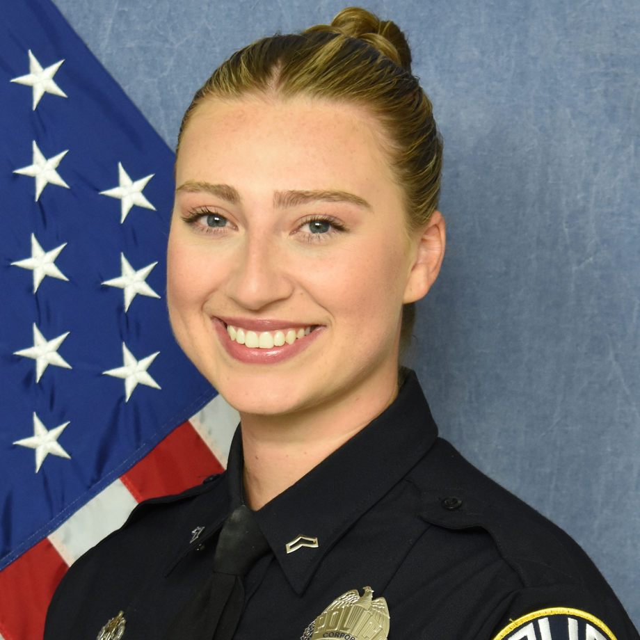 Taylor Ullom Headshot